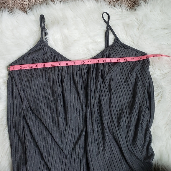 Banana Republic Pleated Tank Top - Picture 6 of 7